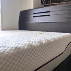 【取引中】max plus シングルベッド マットレス付きブラック