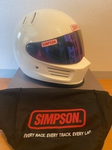 SIMPSON シンプソンヘルメット バンディットプロ ホワイト　ヘルメット