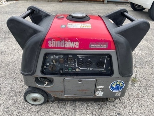 新ダイワ インバータ発電機 iEG2800M 中古品