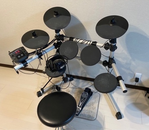 《お取引中》MEDELI 電子ドラム  DD402KⅡ  ヘッドフォン チェアー付き