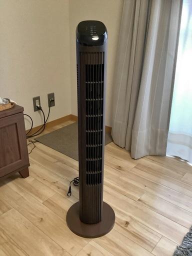 DCモーター　スリムタワーファン　木目調　GTー1802