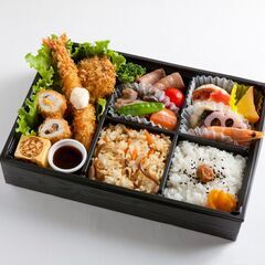 お弁当の配送（軽自動車）