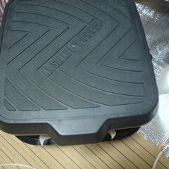 踏み台に使える収納バスケット付きバケツ(大阪市阿倍野区)の画像