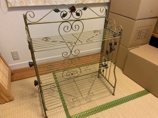 金色の棚