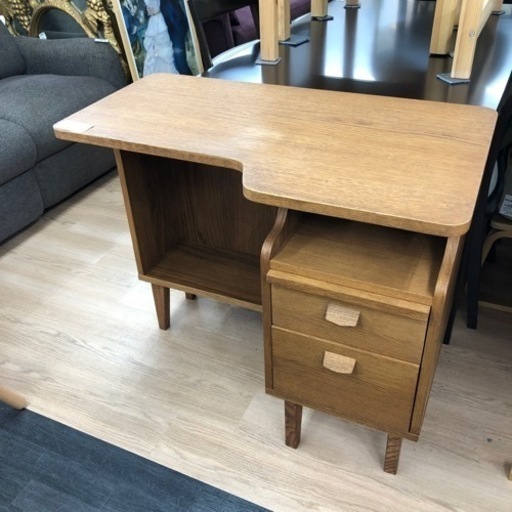 【オシャレな部屋作りに♫】ウニコからライティングデスクを入荷
