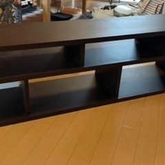 テレビボードの画像