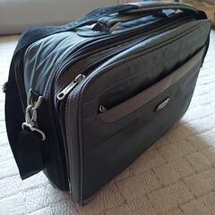 商談中です。ビジネスバッグ、ショルダーの画像