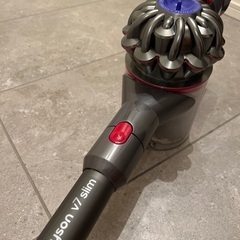 dyson ダイソン 掃除機 V7 Slimの画像