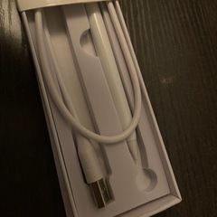 【新品未使用】タッチペン iPad対応 ペンシル 傾き感知Pencil 高精度高感度 スタイラスペン 軽量 極細ペン先 パームリジェクション機能　LED電量表示 2018年以降Apple iPad (ホワイト)の画像