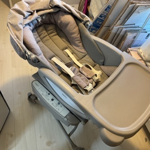 アップリカ　ハイローチェア　ユラリズム　オートプレミアムAB