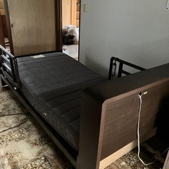 交渉中です。フランスベッド　電動リクライニングの画像