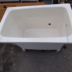 ⛔★浴槽★メダカや亀の飼育に★畑の水溜に★中古品