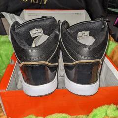 メンズスポーツ靴の画像