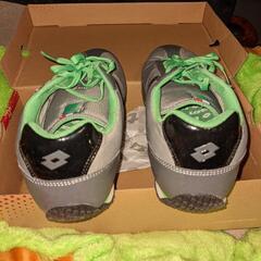 スポーツ靴の画像