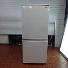 ID 112094 冷蔵庫 2ドア シャープ 137L 2020年製 SJ-D14F-W ID 112094 冷蔵庫 2ドア シャープ 137L 2020年製 SJ-D14F-W
