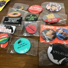 缶バッチなど　50点以上　ビンテージ　BACK TO THE FUTERの画像