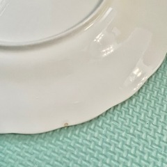 大皿、小皿7枚セット無料お譲りします。(春のパンまつりの皿含む)の画像