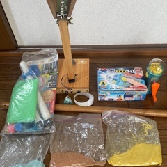夏休み工作材料にでも。