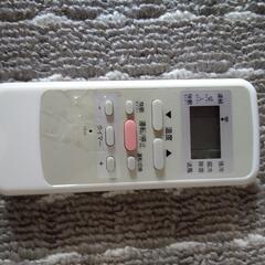 ２０１５年製小泉ウインドーエアコンの画像
