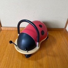 お話中✴︎ウィリーバグ✴︎てんとう虫✴︎乗り物のおもちゃ