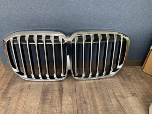 ☆BMW X7 フロントグリル☆