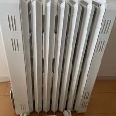 ほぼ新品.3ヶ月使用　オイルフリーヒーター、暖房、　Dimplex ディンプレックス