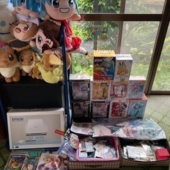 漫画、フィギュア、ぬいぐるみ、カード、クリアファイル等の画像