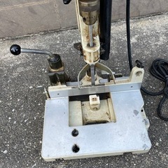 makita/マキタ 小型カクノミ 7300S 手動/角のみ/角ノミ/木工/穴あけ/加工/リフォーム/DIY/日曜大工 電動工具 管理F497の画像