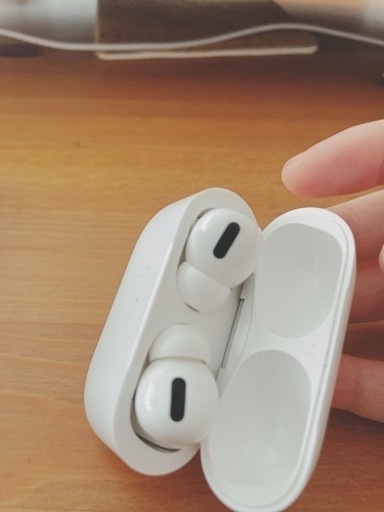 AirPods pro 26000円　美品　西台蓮根駅　浮間舟渡駅