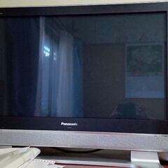 液晶テレビ