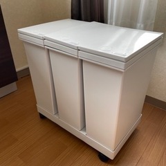 【無料】三連分別ゴミ箱
