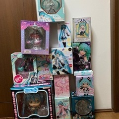 初音ミク　フィギュア　18体セット＋オマケの画像