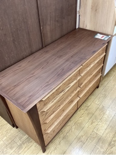 KG-94【新入荷　アウトレット】近藤工芸　ローチェスト　ウォールナット　レッドオーク材