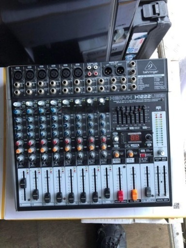 家具 BEHRINGER XENYX X1222USB