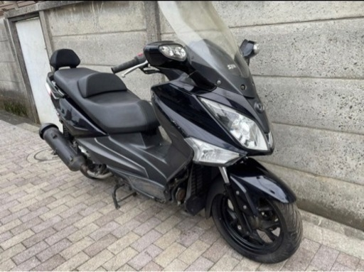 大幅値下げしました。SYM GTS250i 現車確認と引き取りが出来る方のみです。