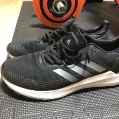 室内使用のみ！27.5cmランニングシューズ！adidas！