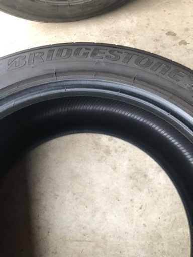 245 50 R18 ブリヂストン　