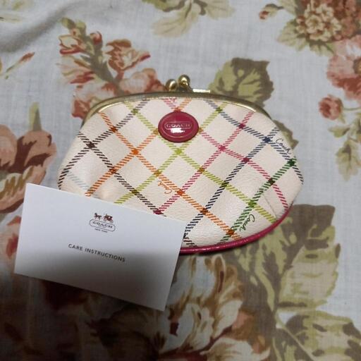 COACHがま口財布