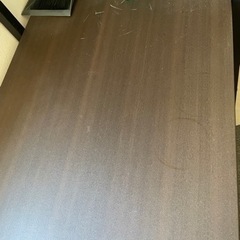 ニトリ　デスクとチェアとデスクスタンド3点の画像