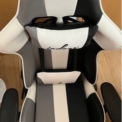 ゲーミングチェア　座椅子