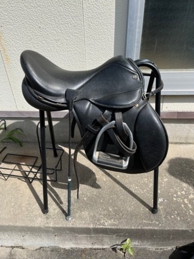 馬具　鞍　その他馬術グッズ