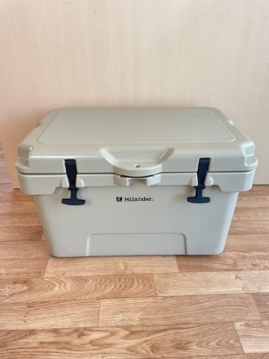ハイランダー　クーラーボックス35L