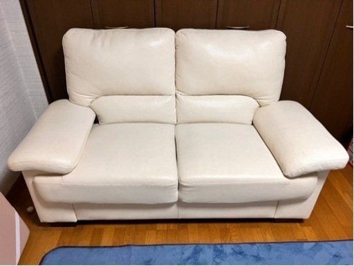 【引き取り限定】2人用ソファ　合皮　アイボリー