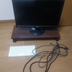 VP228HEasusモニター、モニター台、Ankerキーボード...