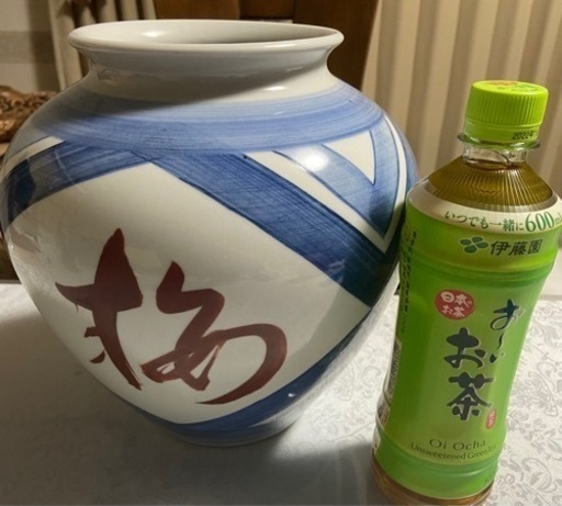 松竹梅の花瓶・壺