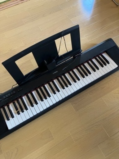 電子ピアノ