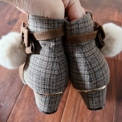 子供ブーツの画像