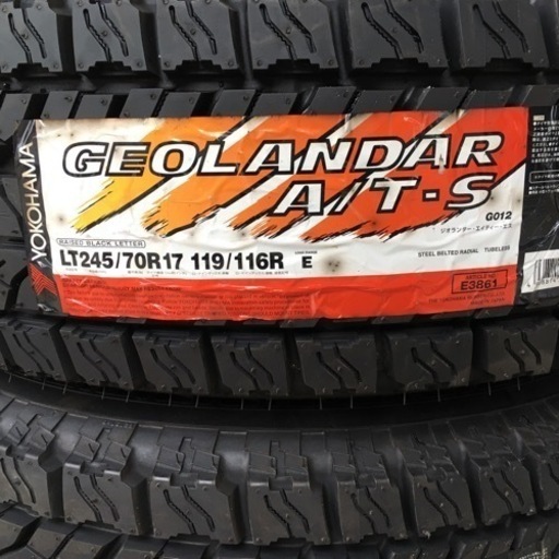 値下げしました！四駆用タイヤ　245/70R17 x2本
