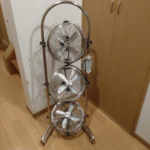 ドウシシャ　三連扇風機