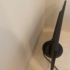 コンピュータモニタースクリーン　27インチの画像